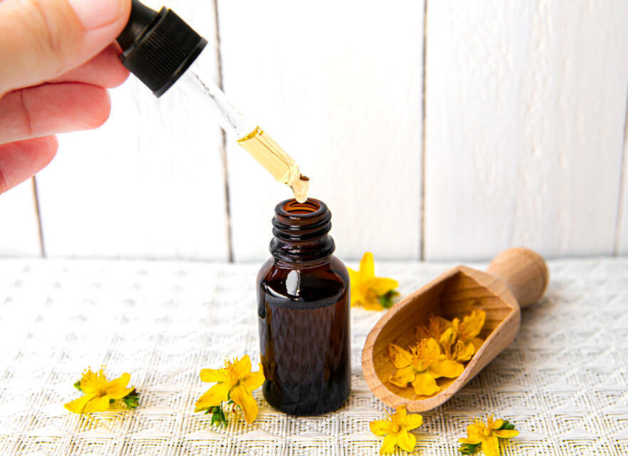 Hypericum perforatum perforate St John's-wort tincture.